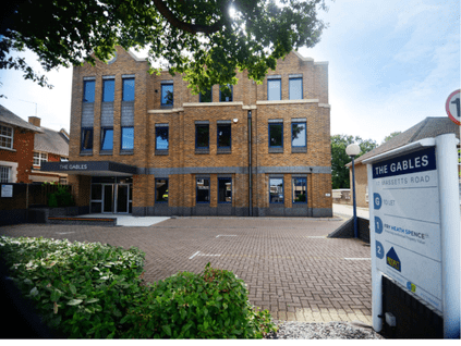 HO2 - Commercial Property Consultants